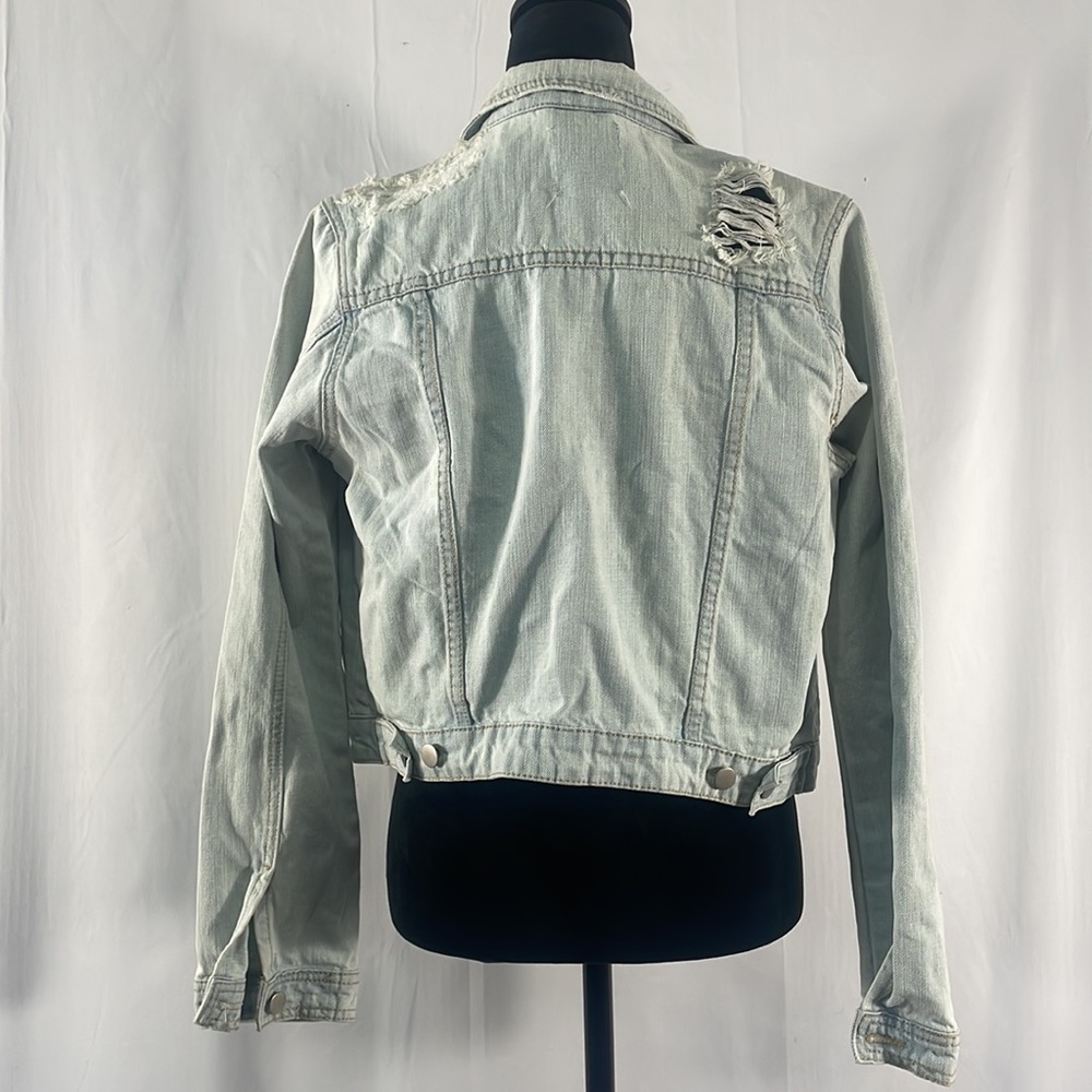 Distressed Light washed blue Denim jacket,Large - Picture 2 of 9